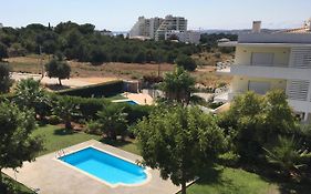 Apartamento Perto Praia, Com Piscina